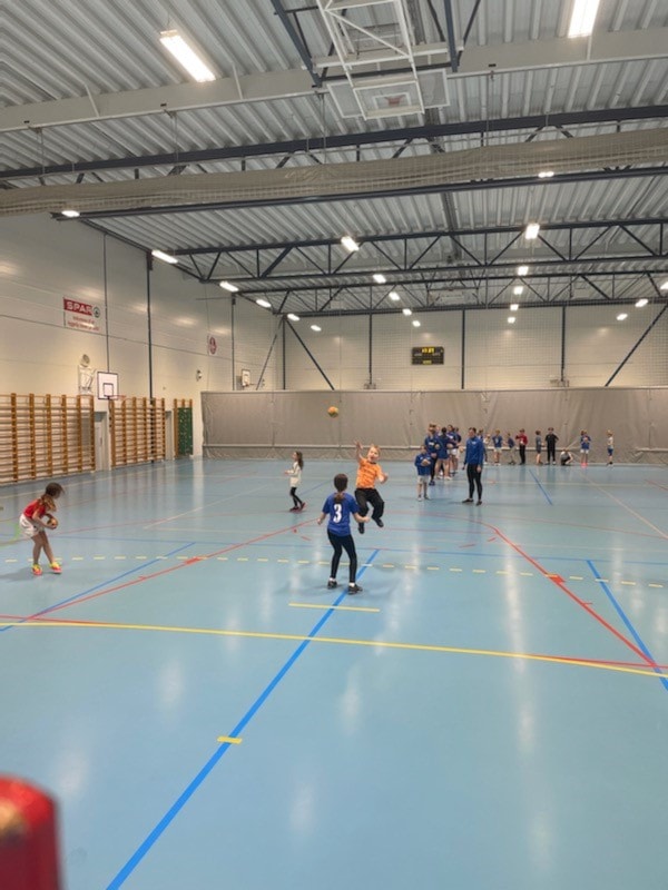 Åpner for trening for samtlige